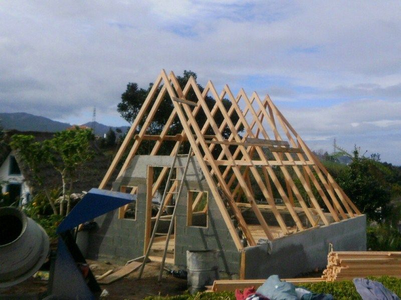 Armação em Madeira Armacao_Madeira